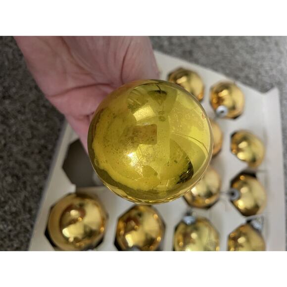 18 VTG SHINY BRIGHT Glass Tree Christmas Ornaments In Original Box- Gold - Picture 4 of 8